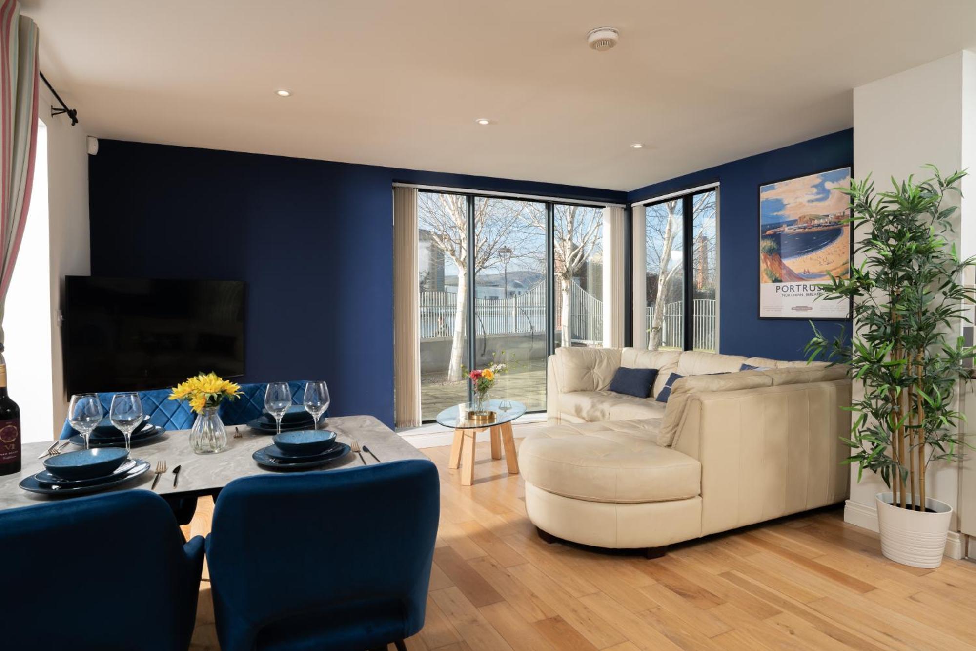 River Side Apartment, City Centre - Beautiful View And Free Parking! Belfast Exterior foto